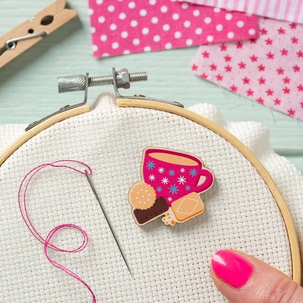 tea and biscuits needleminder.jpg